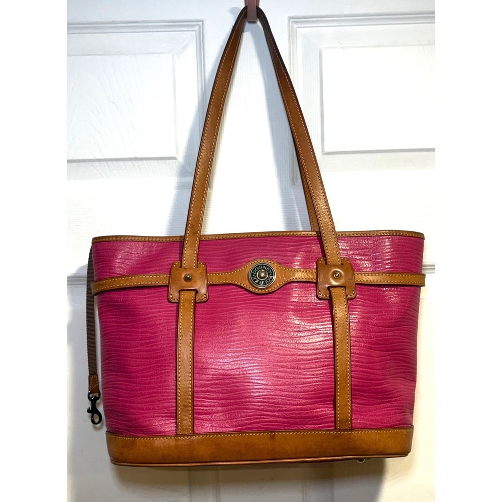 Dooney & Bourke Pink Wave Ripple Textured Leather Logo Lock Shopper Tote Bag - Picture 11 of 11